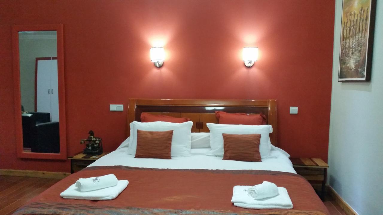 Anouk Hotel Antananarivo Bagian luar foto
